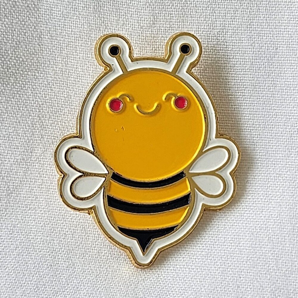 Smiley Face Cute Bumble Honey Bee Lapel Hat Jacket Gold Tone Enamel‎ Pin China